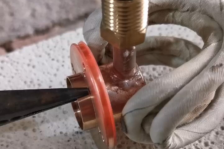 Copper joints brazing